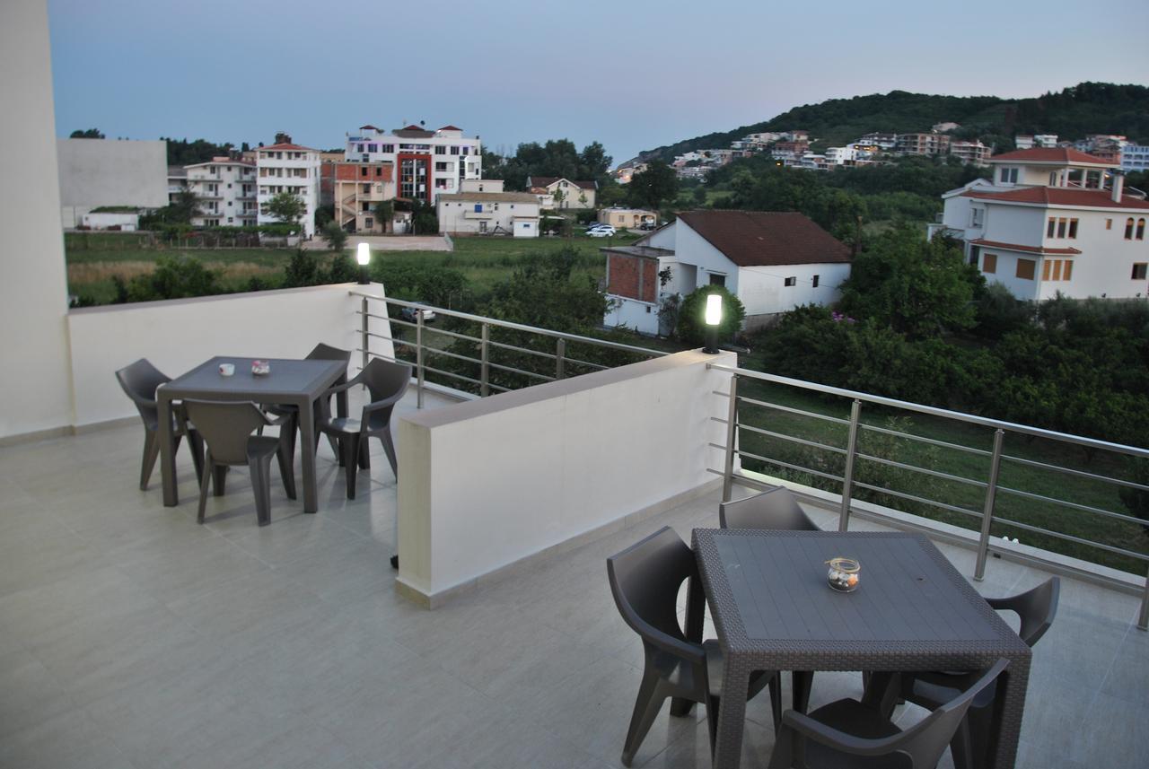 Haamel Apartment Улцин Екстериор снимка