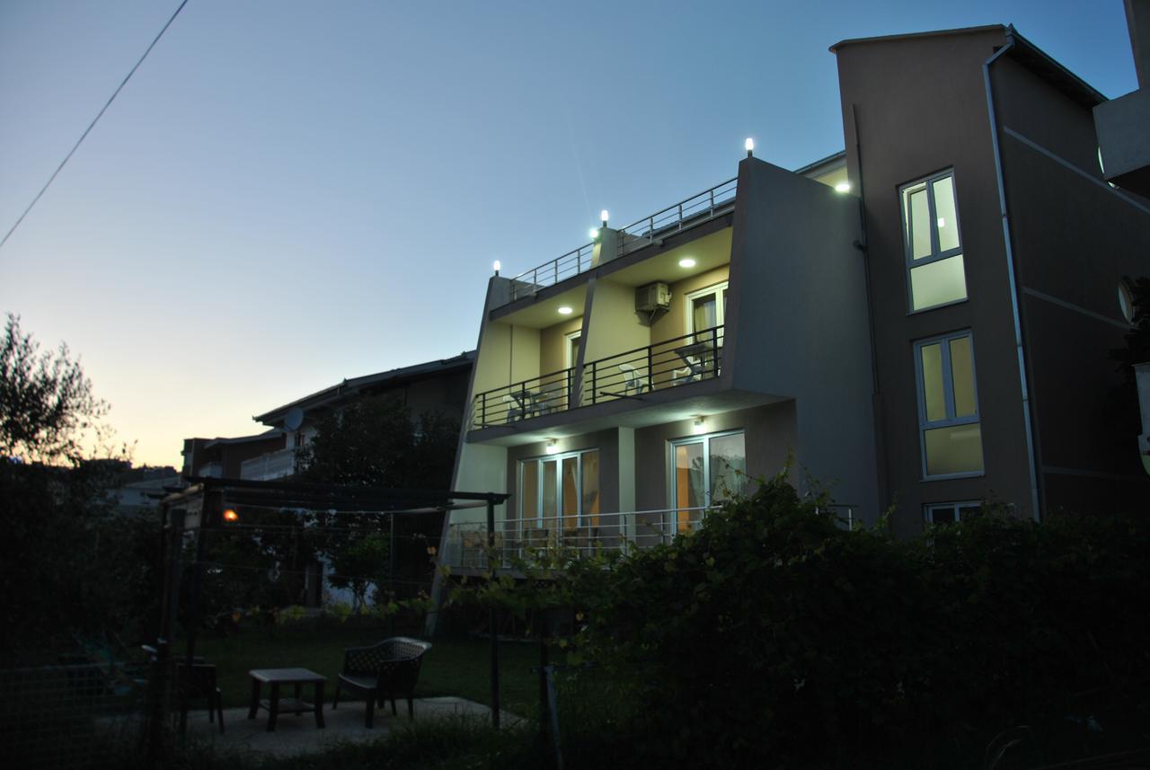 Haamel Apartment Улцин Екстериор снимка