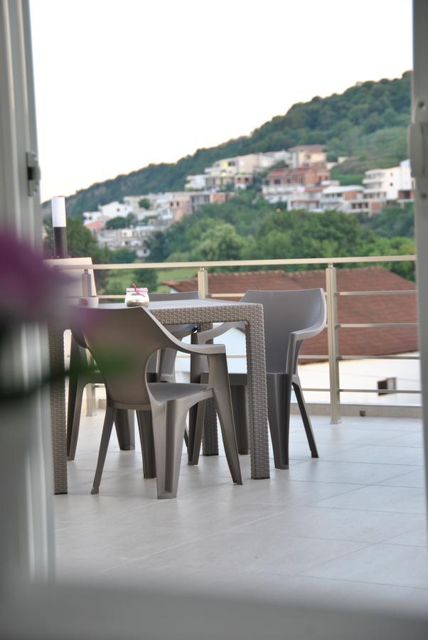 Haamel Apartment Улцин Екстериор снимка